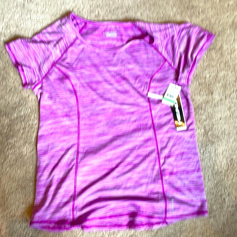 Quick dry athletic shirt
